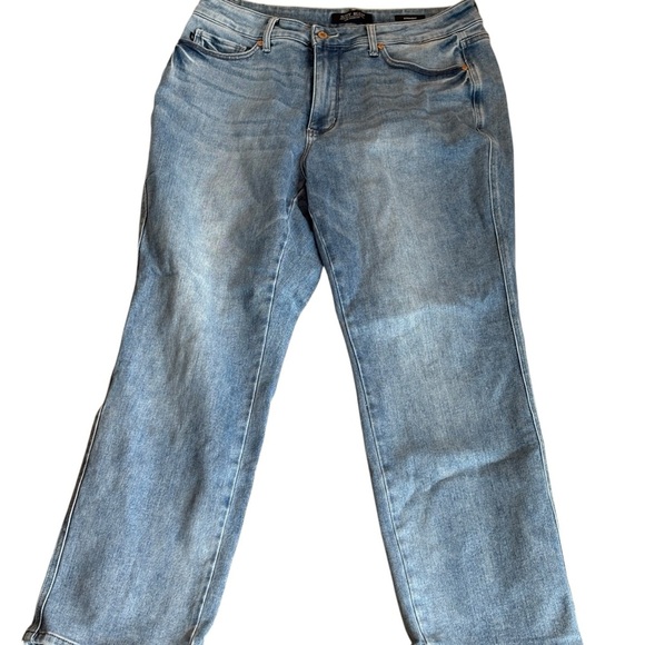 Judy Blue Straight Leg Jeans Size 18W #JB88794 MD Denim - Picture 1 of 8
